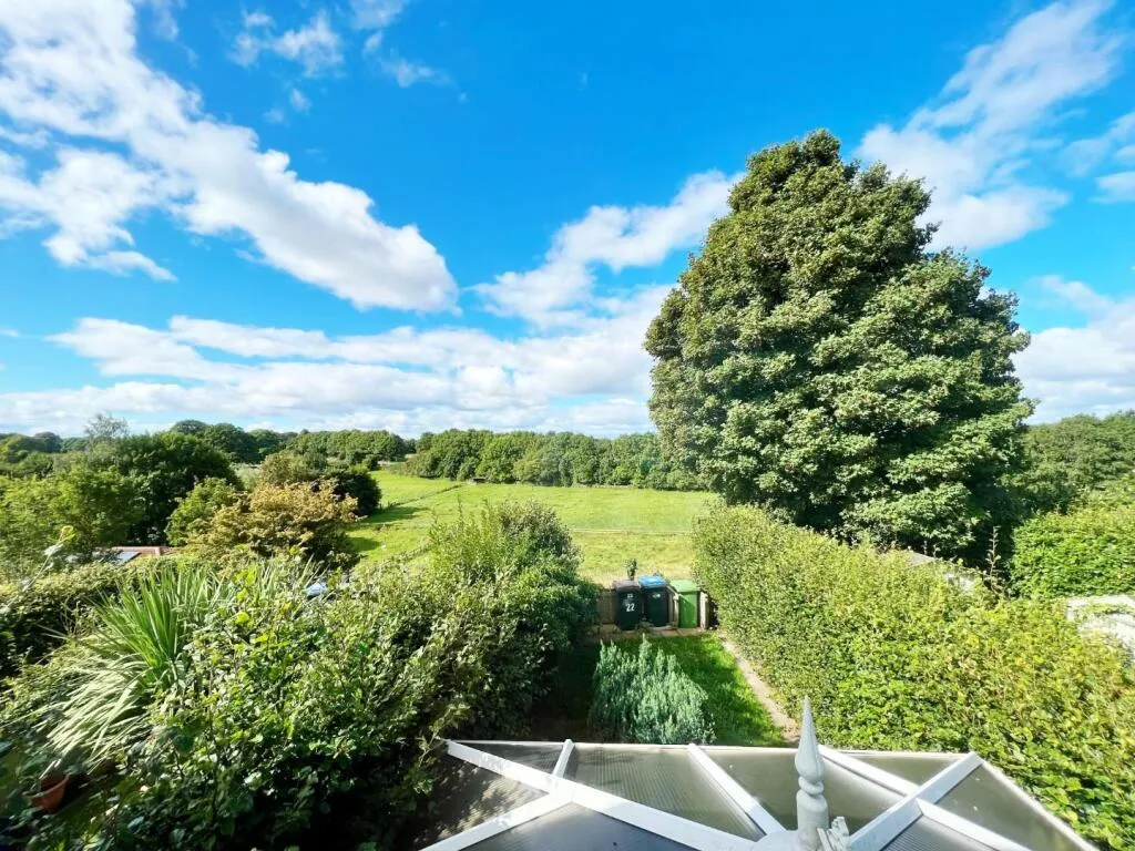 3 bed Terraced