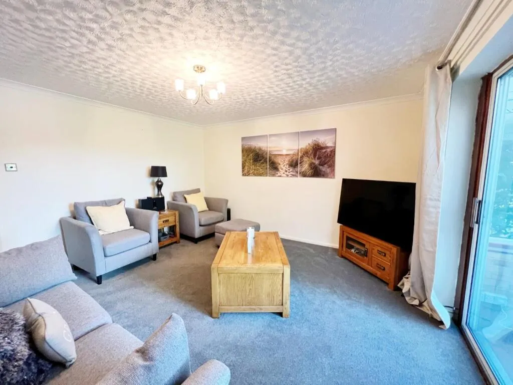 3 bed Terraced