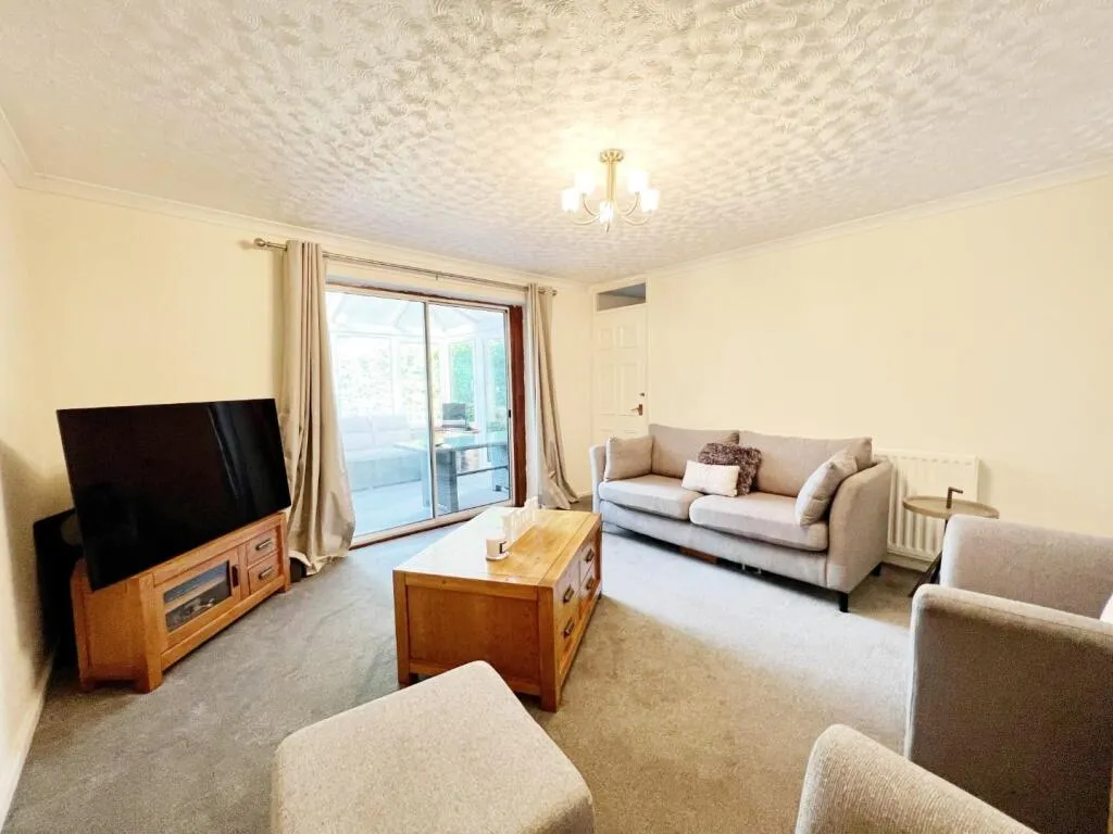 3 bed Terraced