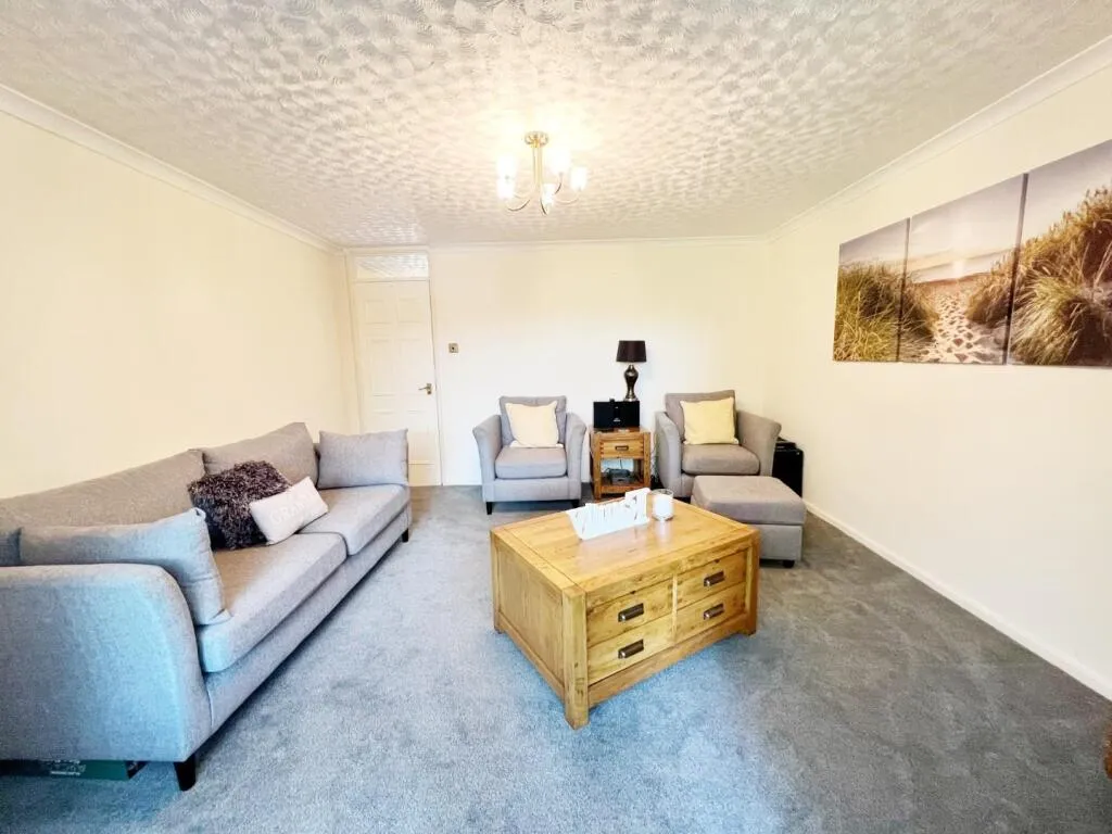 3 bed Terraced