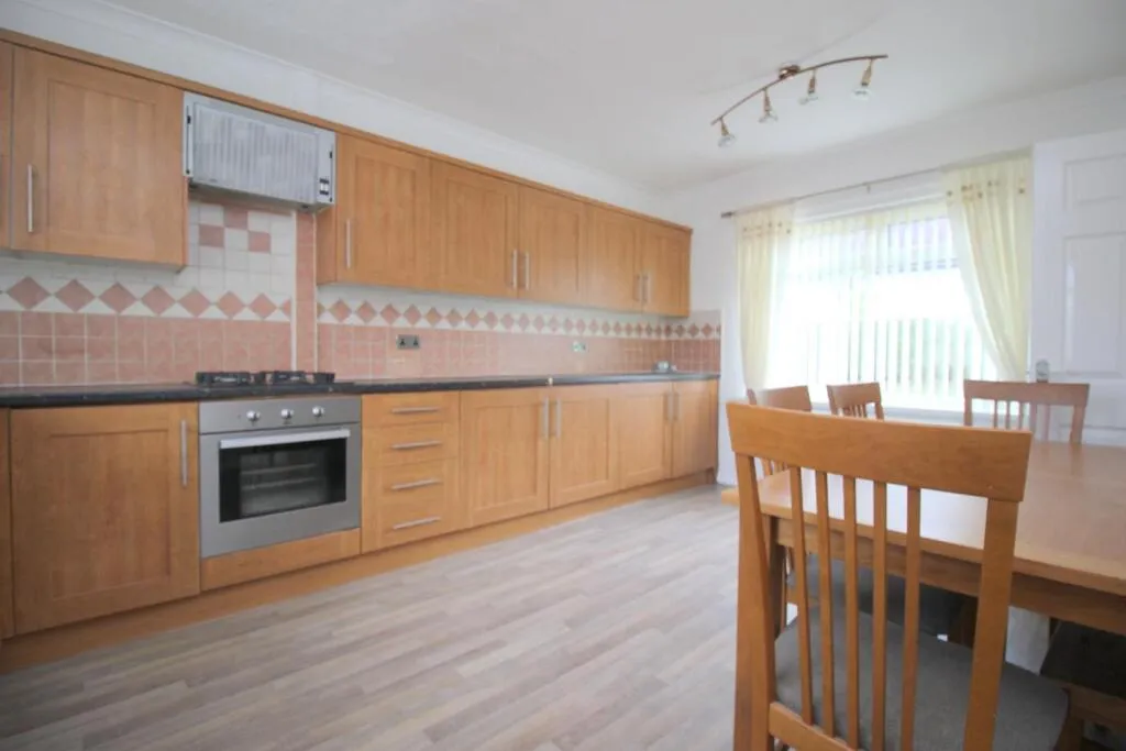 2 bed Semi-Detached
