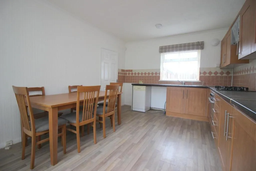 2 bed Semi-Detached