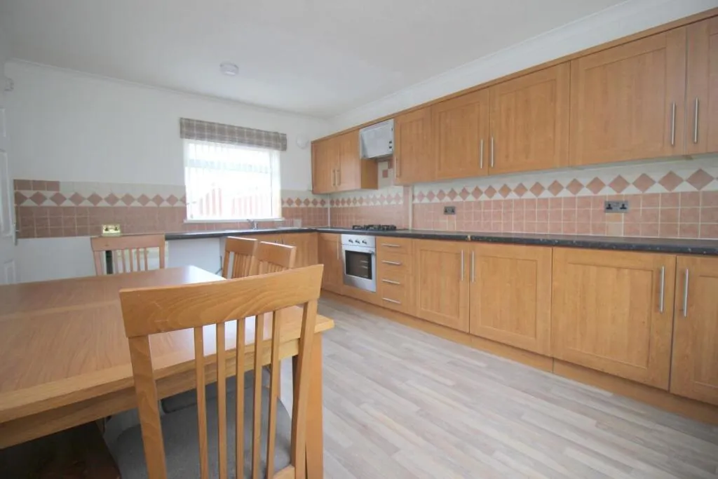 2 bed Semi-Detached