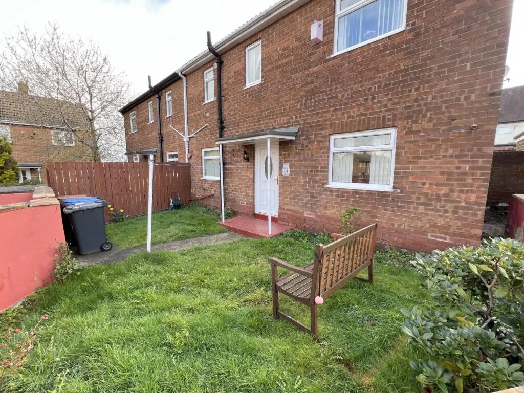 2 bed Semi-Detached
