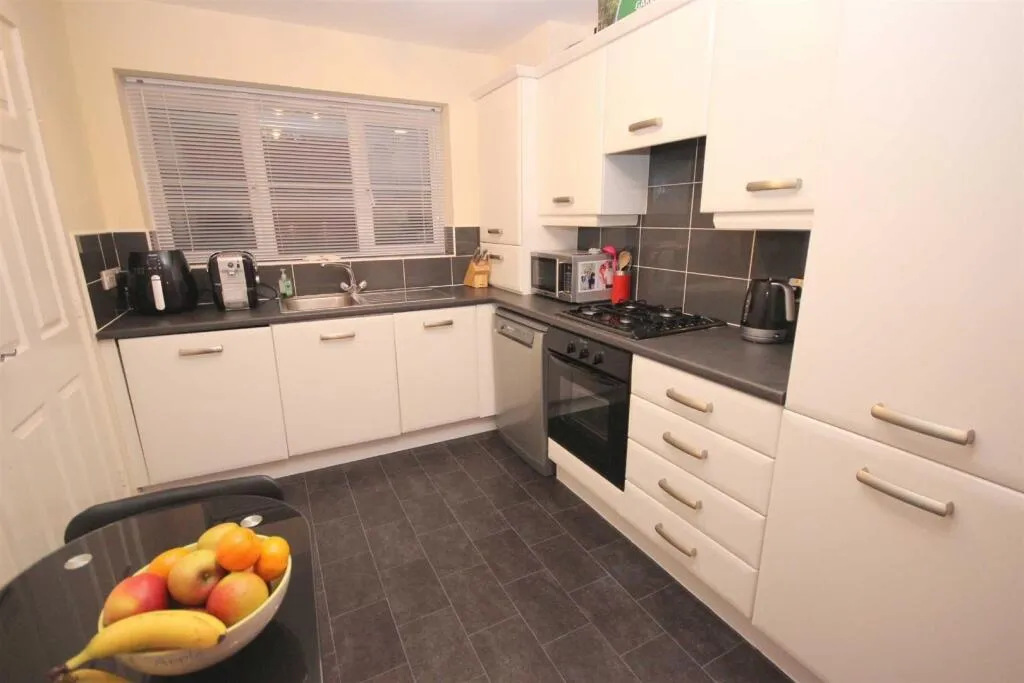 3 bed Terraced