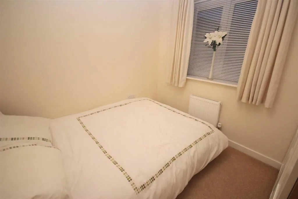 3 bed Terraced