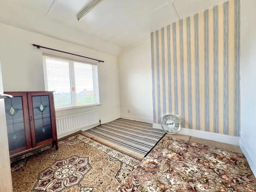 2 bed Semi-Detached