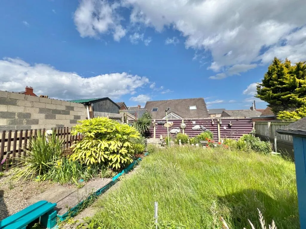 2 bed Semi-Detached