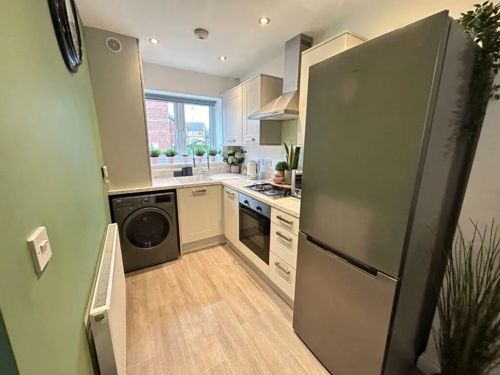2 bed End of Terrace