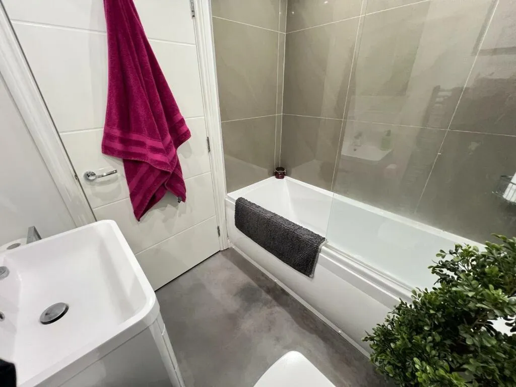 2 bed End of Terrace