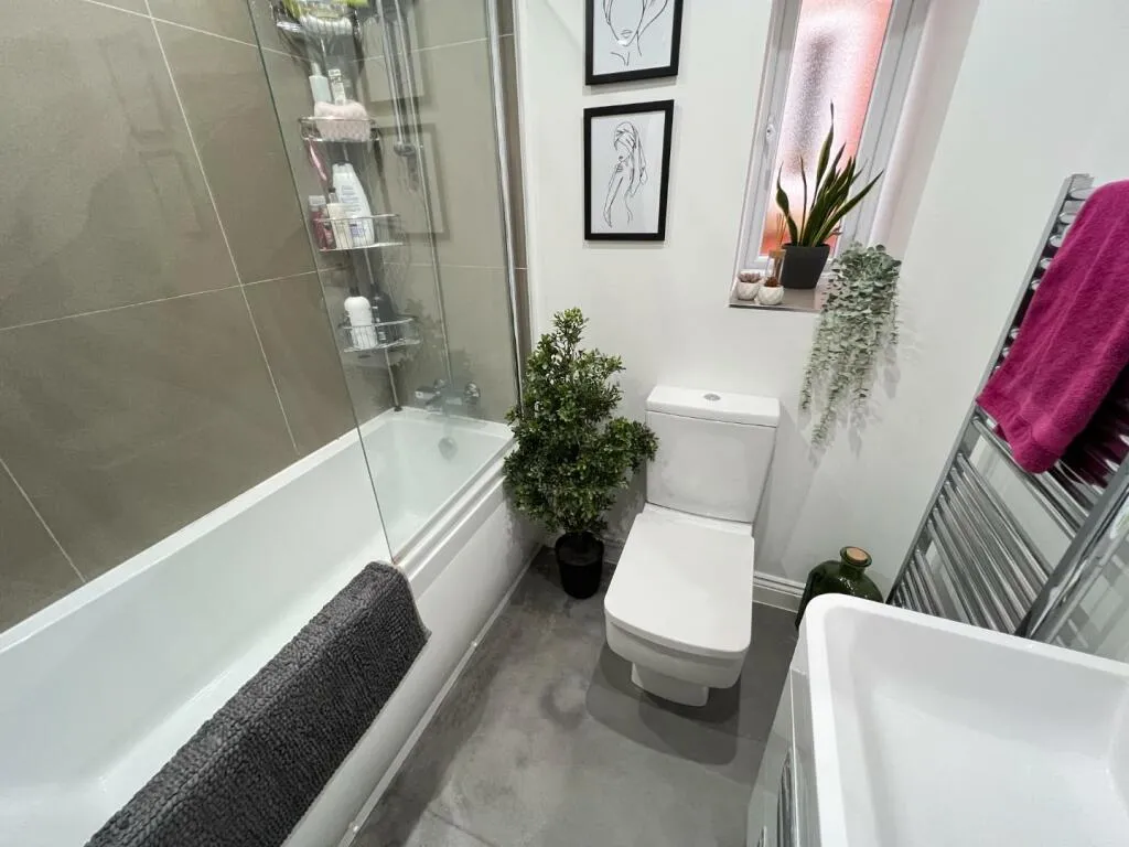 2 bed End of Terrace