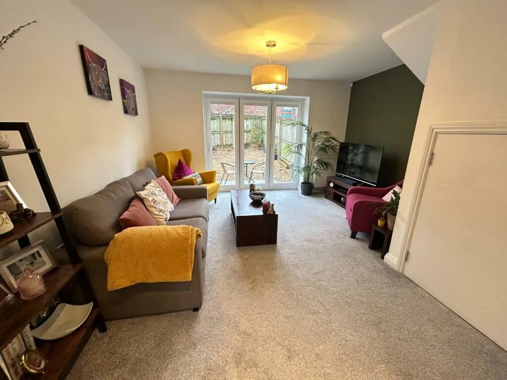 2 bed End of Terrace