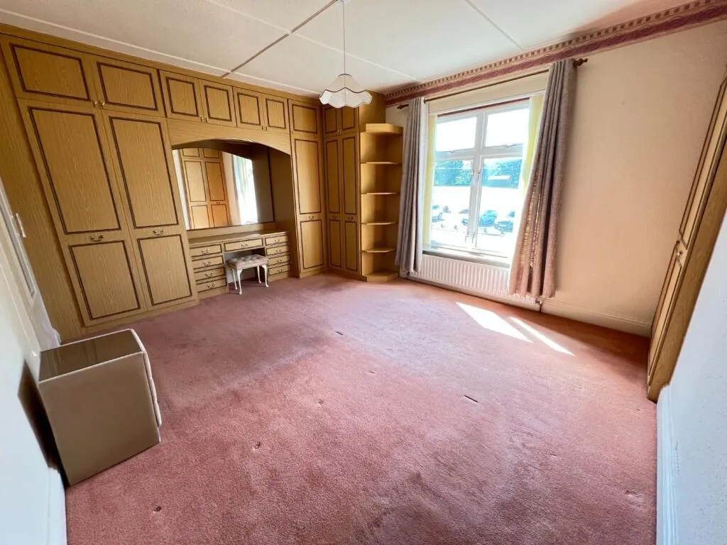 2 bed Terraced