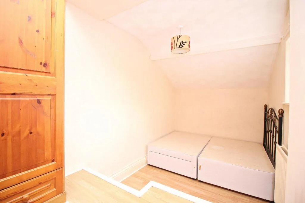 3 bed Terraced