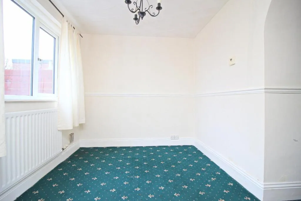3 bed Terraced