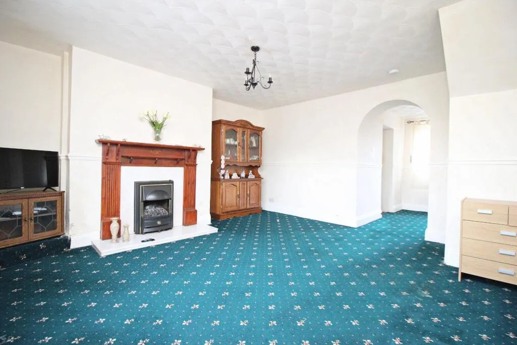 3 bed Terraced