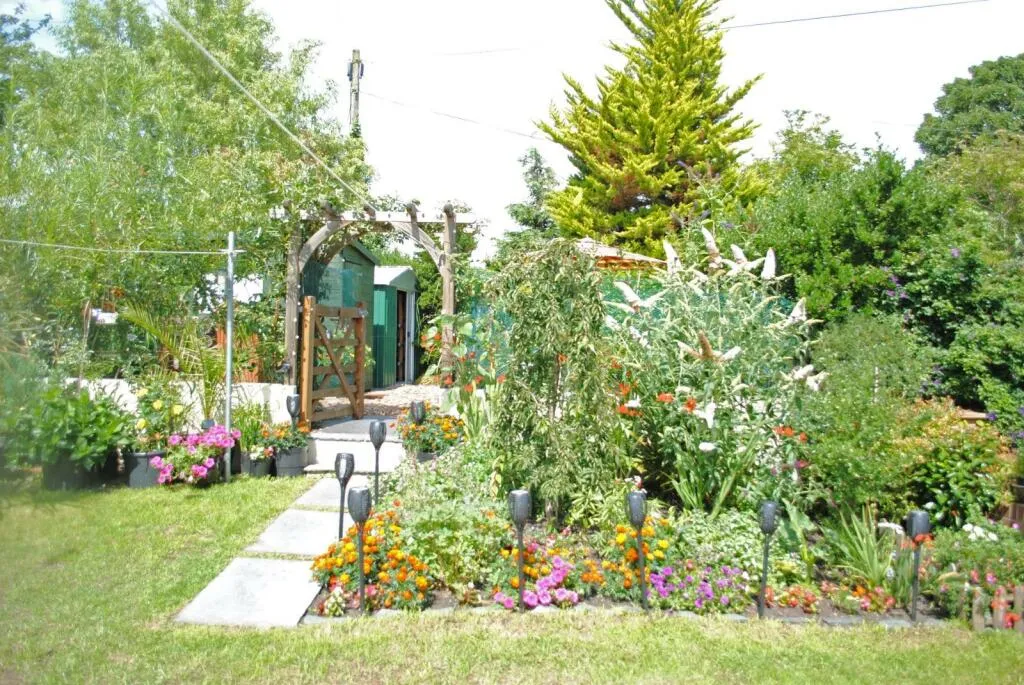 4 bed End of Terrace