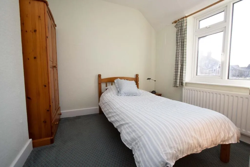 3 bed Semi-Detached