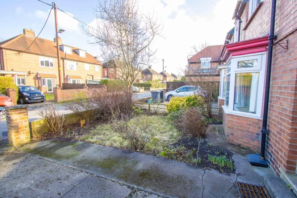 3 bed Semi-Detached