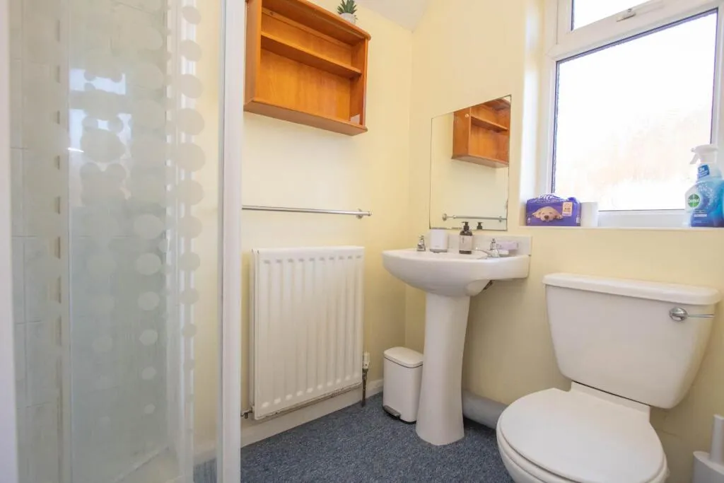3 bed Semi-Detached