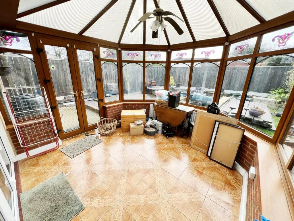 2 bed Semi-Detached Bungalow