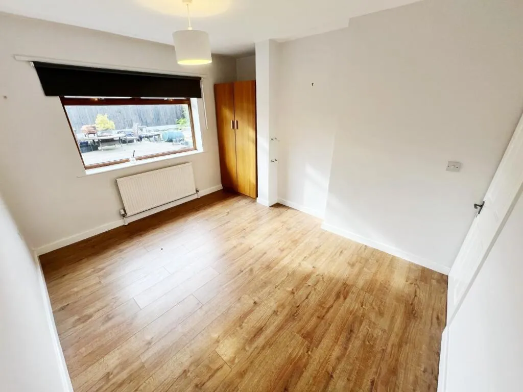 2 bed Semi-Detached Bungalow