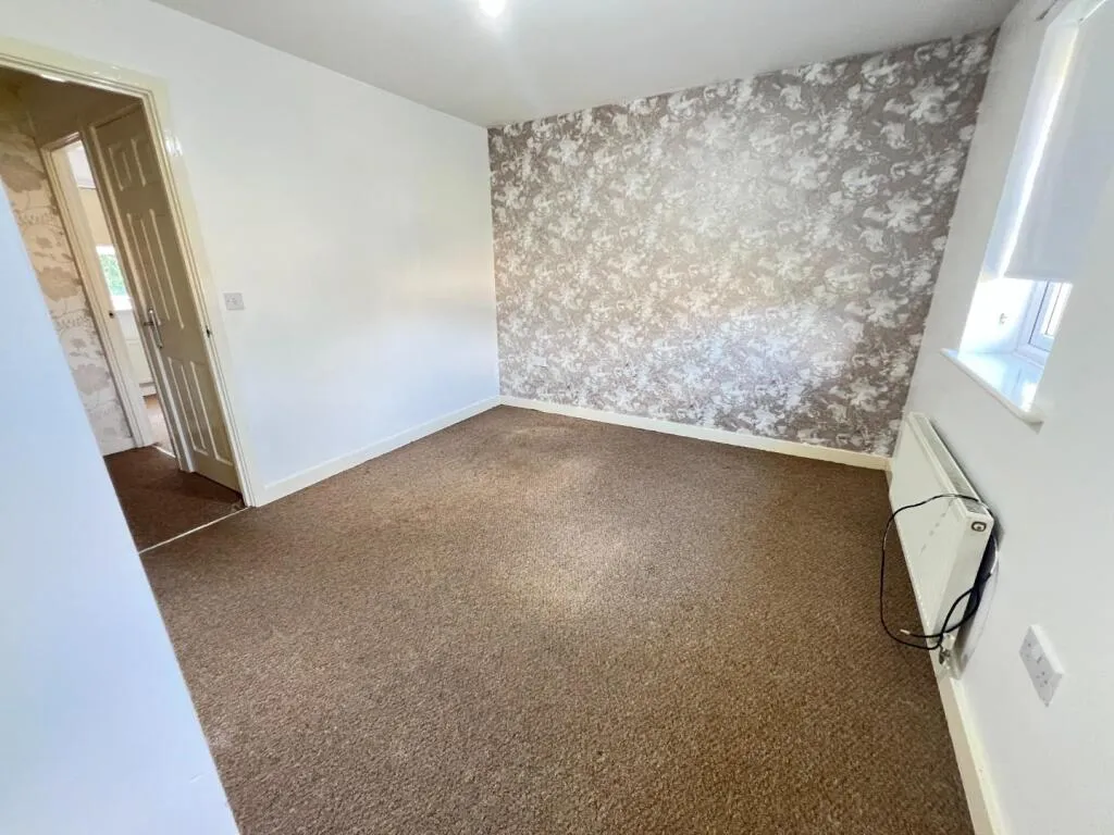 2 bed End of Terrace