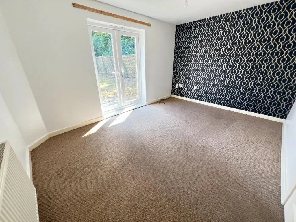 2 bed End of Terrace