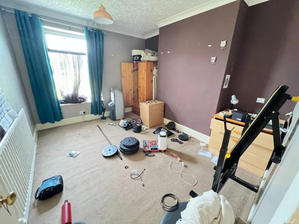3 bed Terraced
