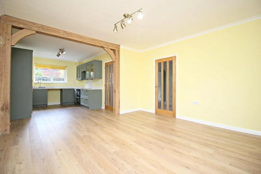 3 bed Detached Bungalow