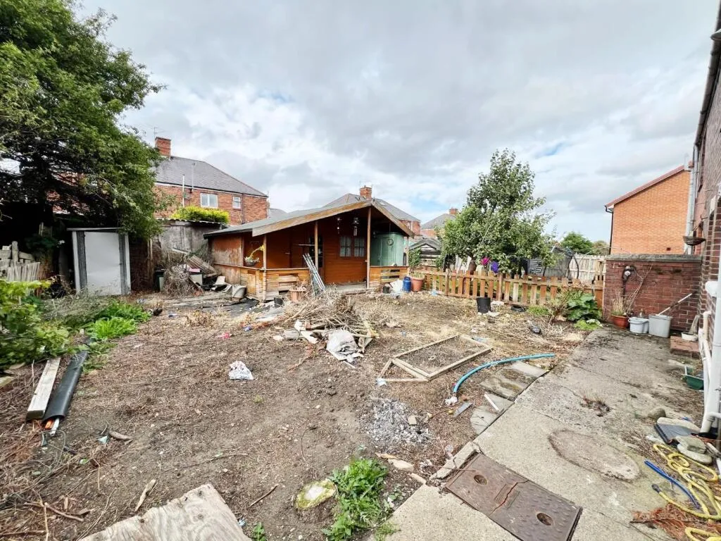 4 bed Semi-Detached
