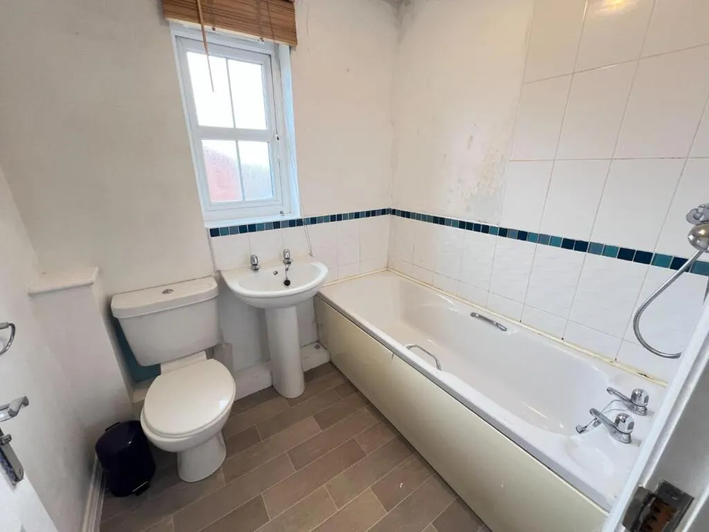 2 bed Terraced