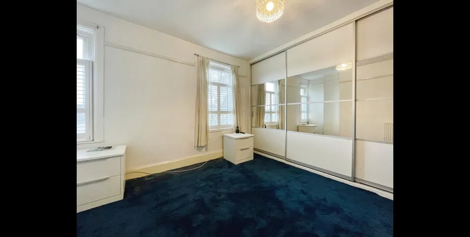 End of Terrace Home - Large Plot - Excellent First Time or Investment Purchase - Bristol