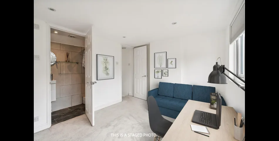 Stunning Mid Terrace Home - Popular Location - Caversham, Reading (RG4)
