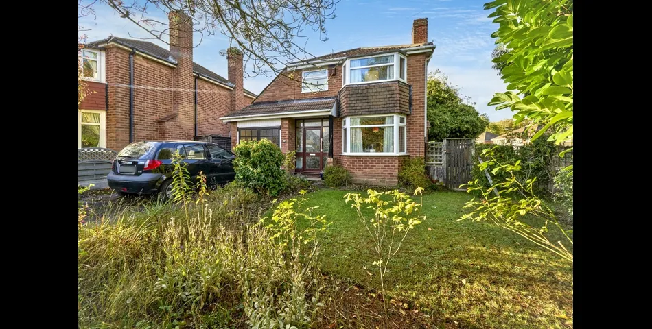 Three Bedroom Detached Family Home - Renovation Required - Birmingham (B37)