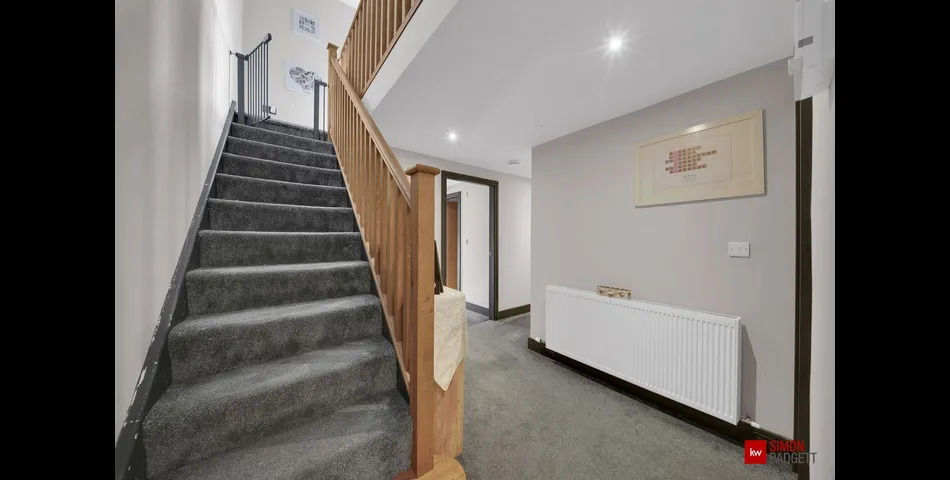 Stunning Family Home - Salterforth (BB18)