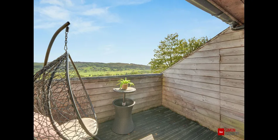 Stunning Family Home - Salterforth (BB18)