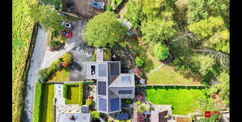 Stunning Family Home - Salterforth (BB18)