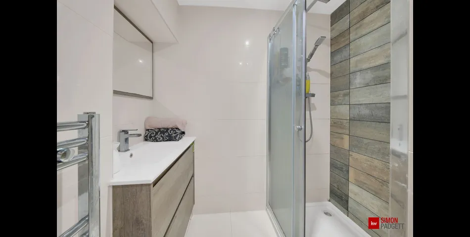 Stunning Family Home - Salterforth (BB18)