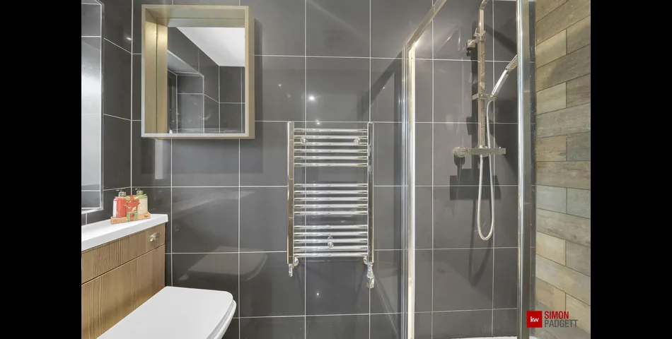 Stunning Family Home - Salterforth (BB18)