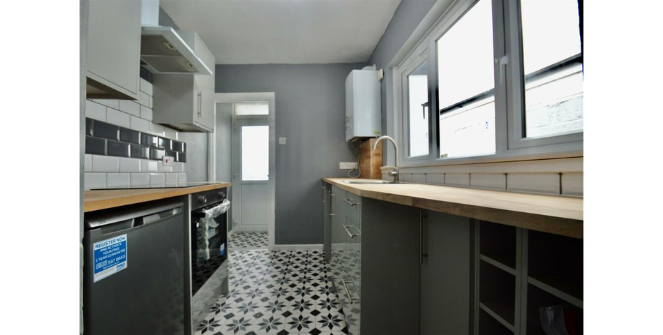 Three Bedroom Terraced Home - Excellent Investment - Rochester (ME1)