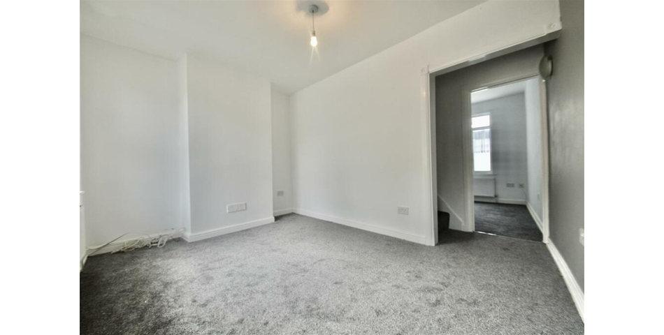 Three Bedroom Terraced Home - Excellent Investment - Rochester (ME1)