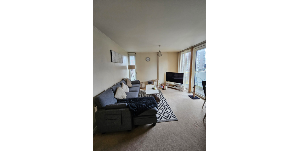 Two Bedroom Apartment - Ideal Investment - Great Location - Salford (M3)