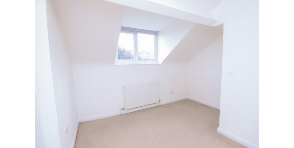 Investment/First Time Buyer Opportunity - Three Bedroom Property - Sheffield (S10)
