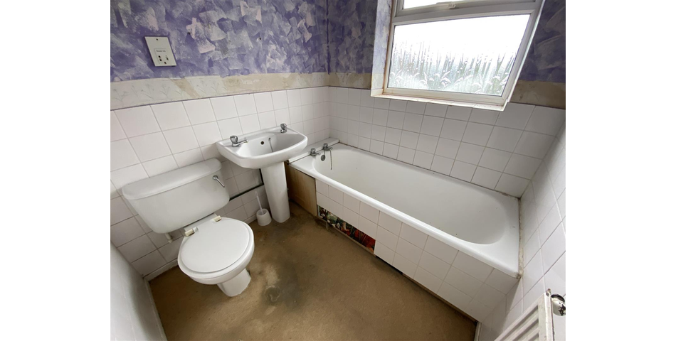 Three Bedroom Semi - In need of Renovation - Leicestershire (LE8)