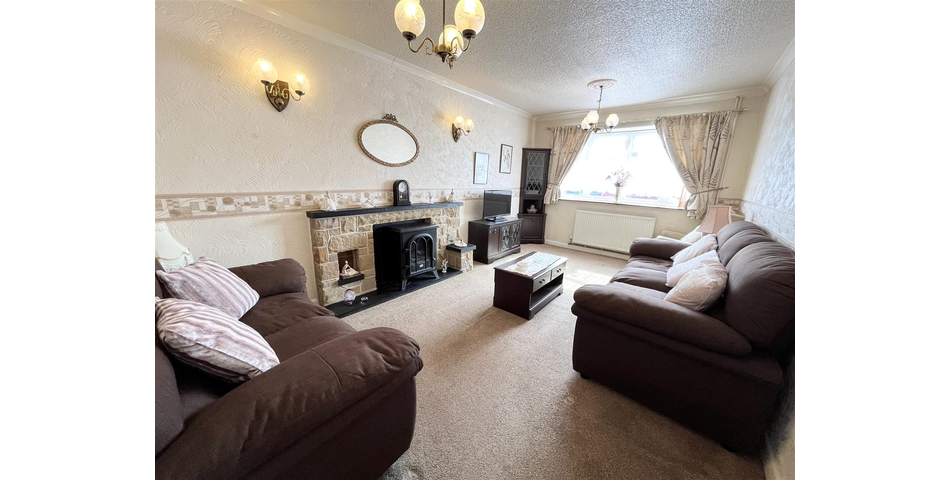 Two Bedroom Semi Bungalow - In need of Modernisation - Countesthorpe, Leics (LE8)
