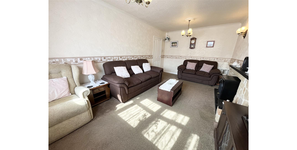 Two Bedroom Semi Bungalow - In need of Modernisation - Countesthorpe, Leics (LE8)