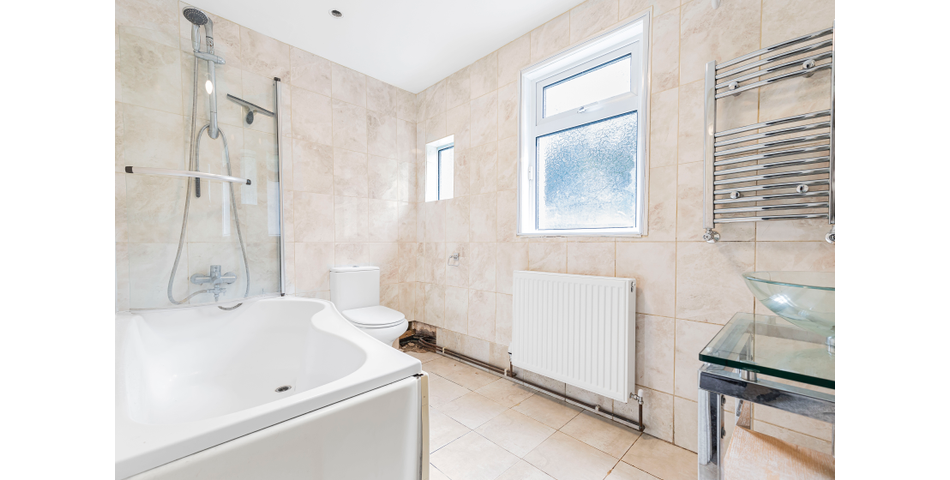 Ground Floor Maisonette for Renovation - Ideal Investment/First Time Buy - (SE20)