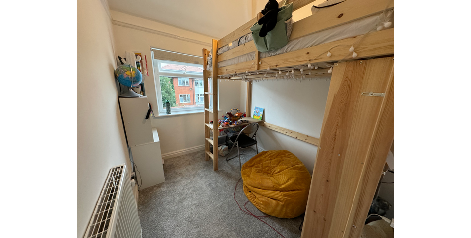 Attractive Three Bedroom Semi - Ideal First Time Purchase or Investment - Poulton-le-Flyde (FY6)