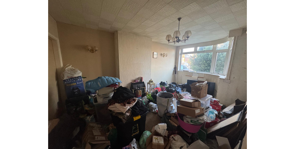 Three Bedroom Semi needing Renovation - Popular Location - Blaby, Leics (LE8) 